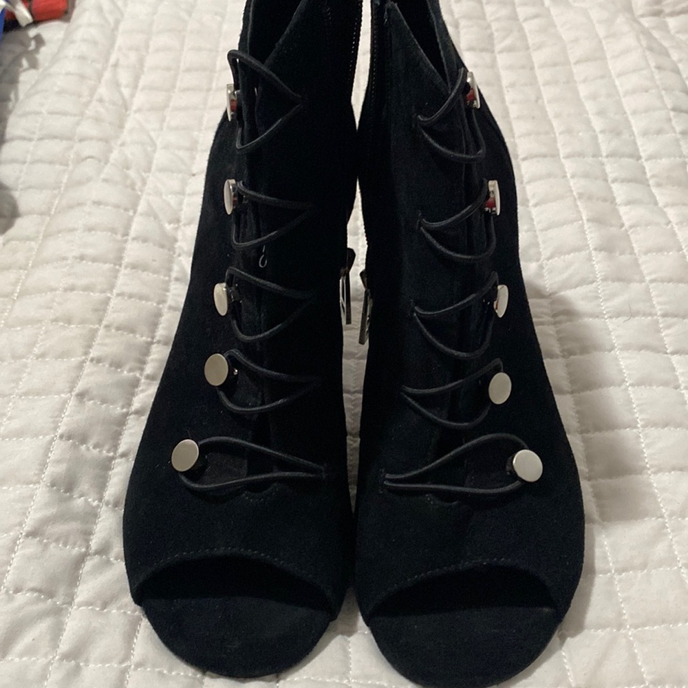 Charles Davis booties